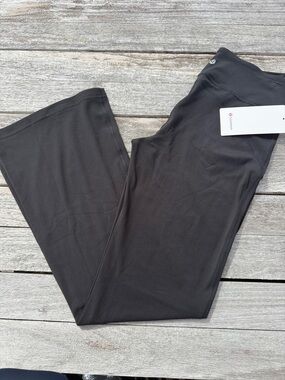 Lululemon Groove Nulu High-Rise Flared Pant  Regular Black size 10 NWT